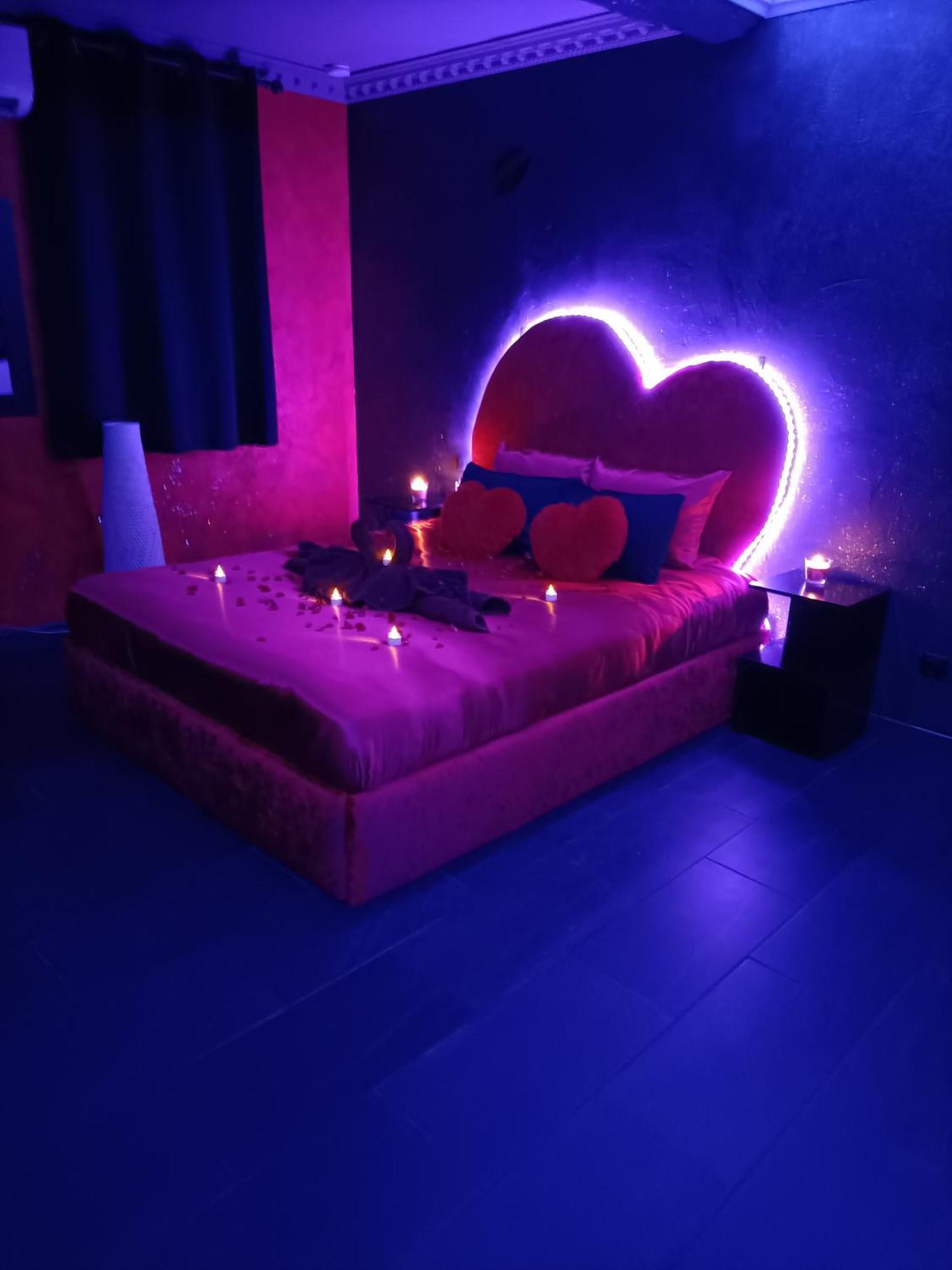 L'Instant Romance Le Romantique Castelnaudary Exterior foto